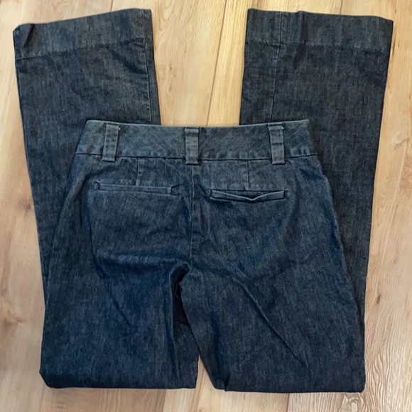 Gap curvy jeans dark wash jr women’s size 1 regular Flare low rise RN 54023 EUC - Picture 2 of 16